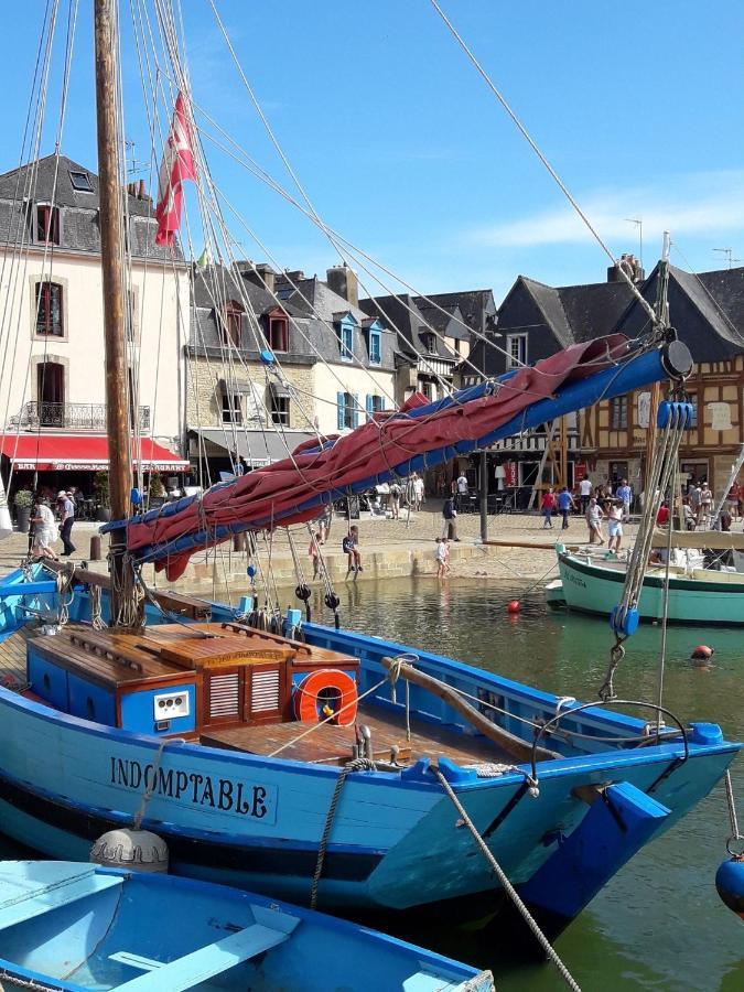 אוריי Studio Vue Sur Le Port Saint Goustan Classe 3 Etoiles! מראה חיצוני תמונה